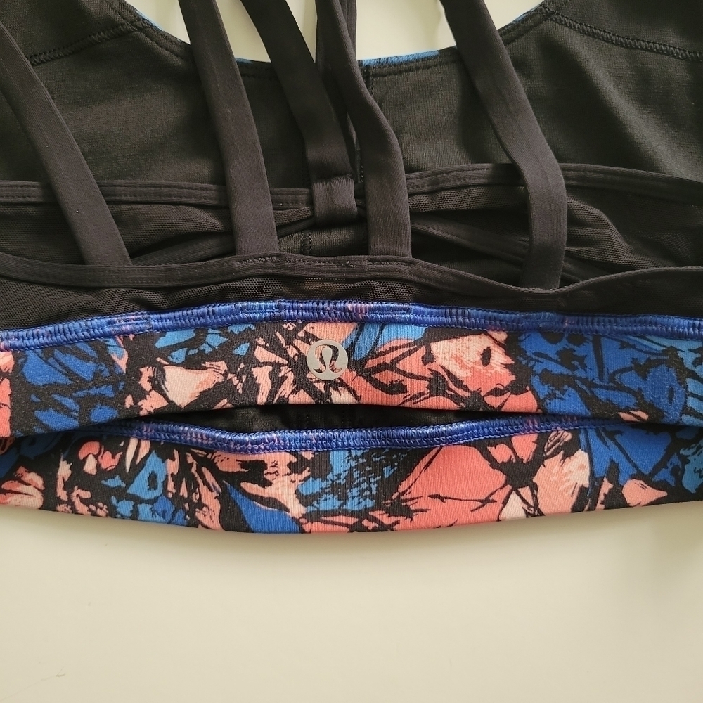 LULULEMON Energy Bra Exhale Yoga Storm Harbor Blue Strappy Athletic Pilates 6 - Picture 12 of 13